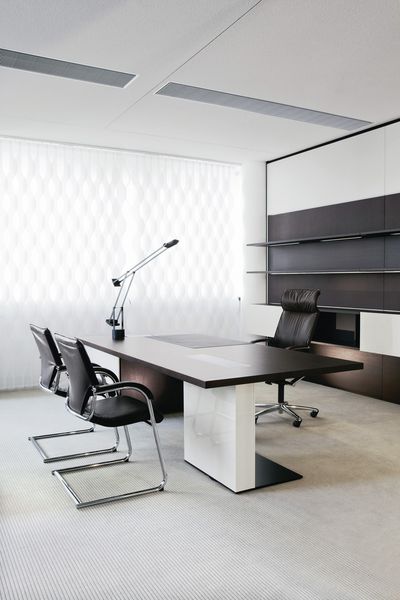 Vertical Blind Systems, SG 2810, Multi Visio, Room shot "Bene Office and Showroom", Vienna, Austria, Vertical Waves