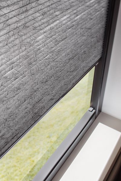 Pleated Blind Systems, DUETTE® Fixé Montana, Col 20065, BE10