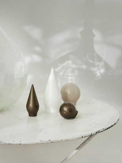 Metropole, Ball End, Spear